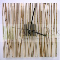 Resin wall clock with brown bamboo